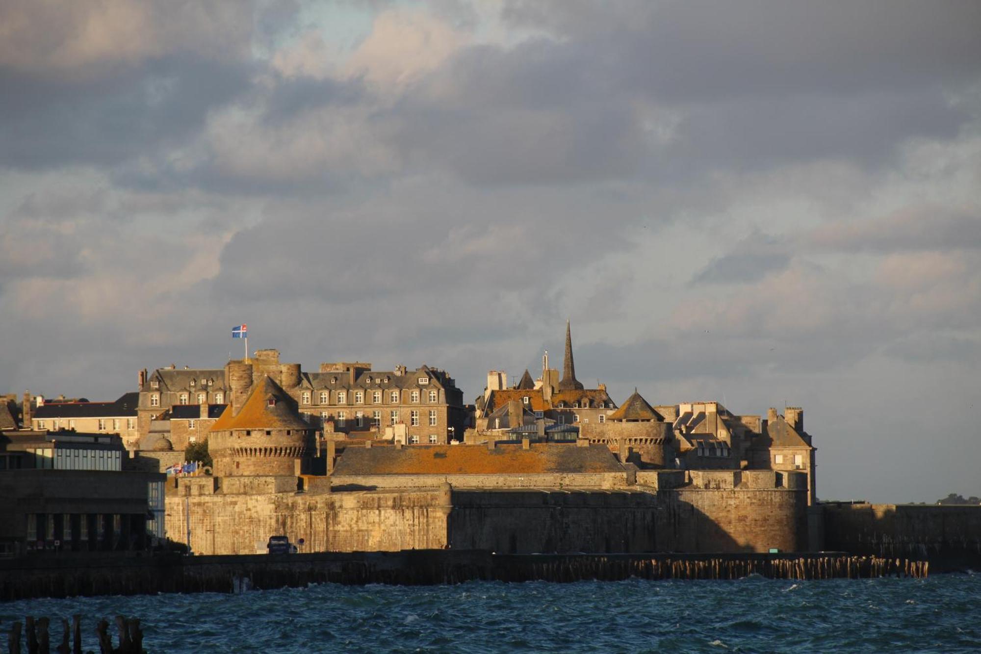 Les Trauchandieres De Saint Malo Acomodação com café da manhã Exterior foto